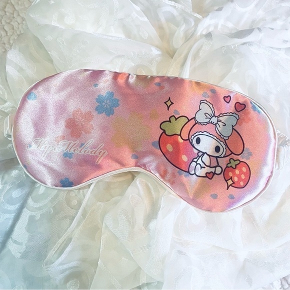 NWT Sanrio My Melody Hello Kitty's Friend Double-sided Silk Sleeping Eye Mask - Picture 1 of 4